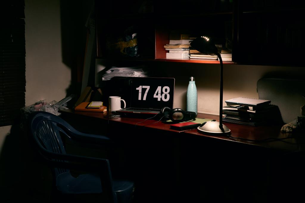 Episode 21: Workaholics&nbsp;Anonymous